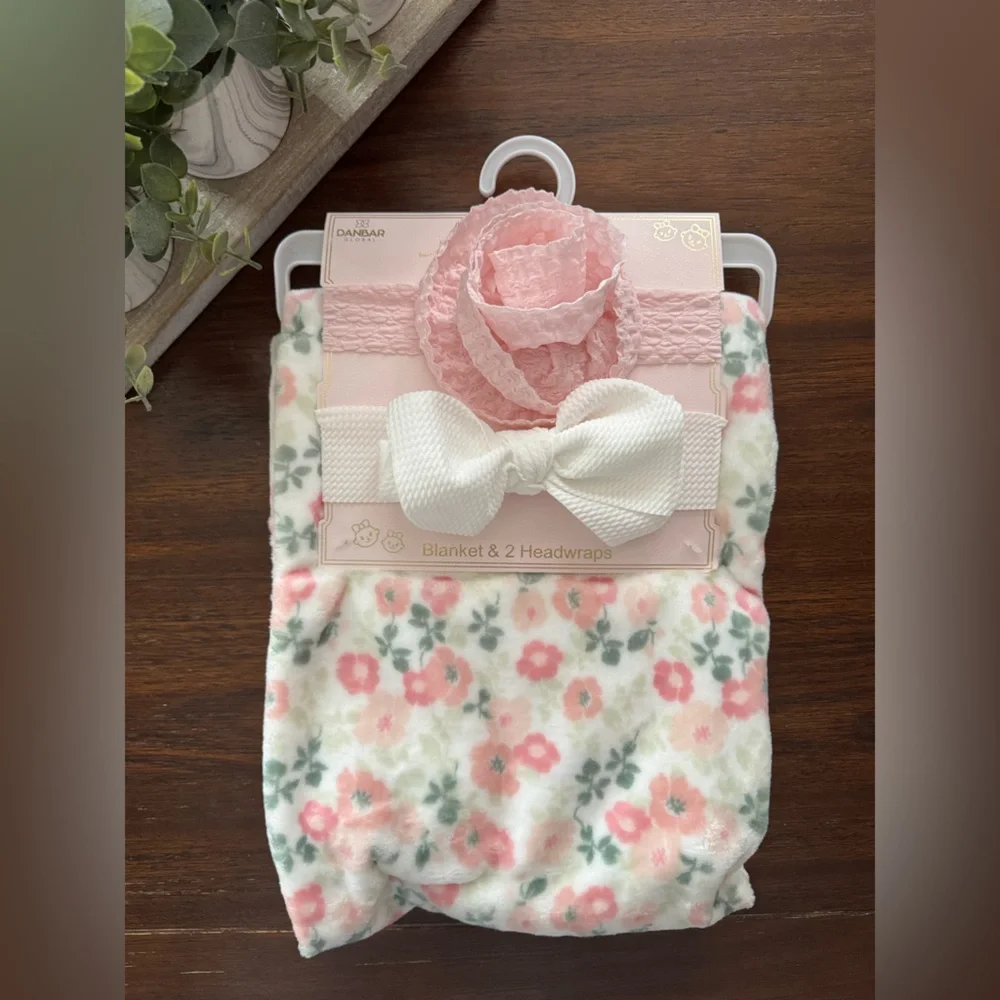 NEW Baby Girl Blanket & Headwrap Set - Pink Floral